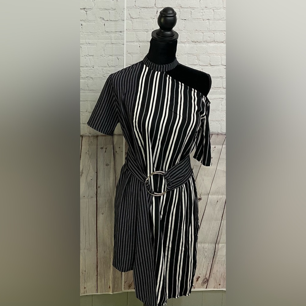 Roly Poly Womens Size Small Black & White Striped mini Belted Dress